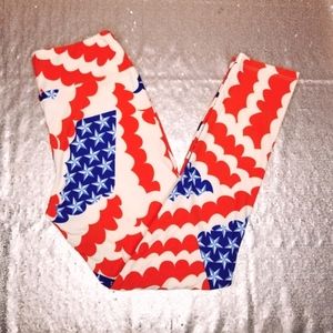 LuLaRoe BNWOT OS leggings - Americana wavy flag